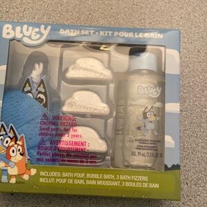 Bluey bath set